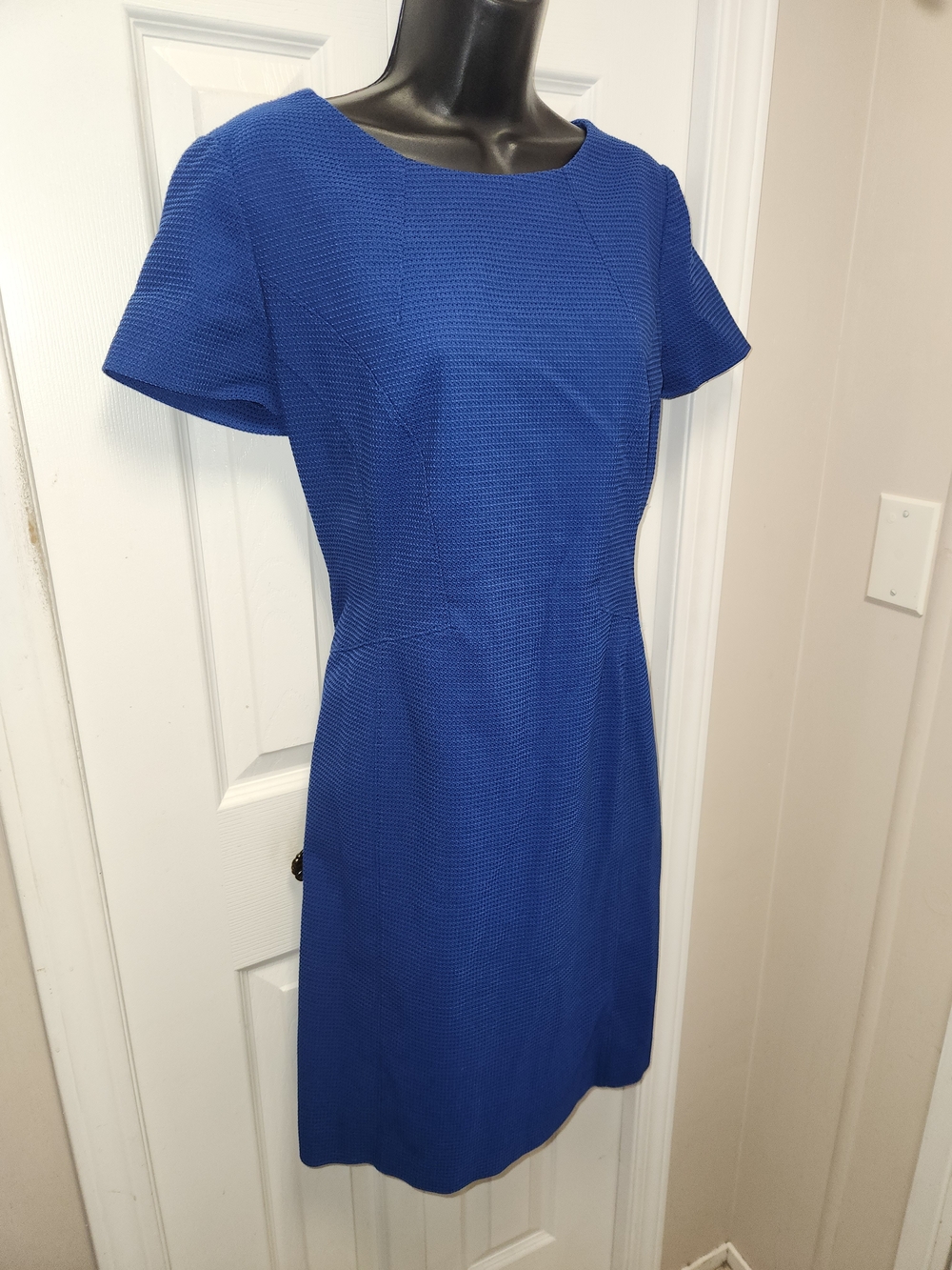 🍉Hugo Boss Royal Blue Short Sleeve Sheath Dress